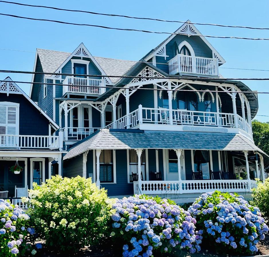 The Attleboro House Hotel โอ๊คบลัฟส์ ภายนอก รูปภาพ